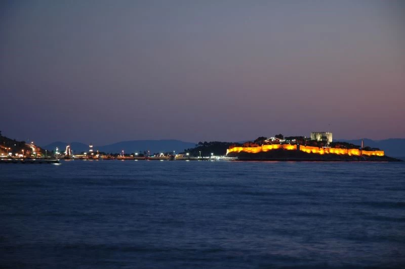 Kuşadası’nda yaz akşamları müzikle renklenecek
