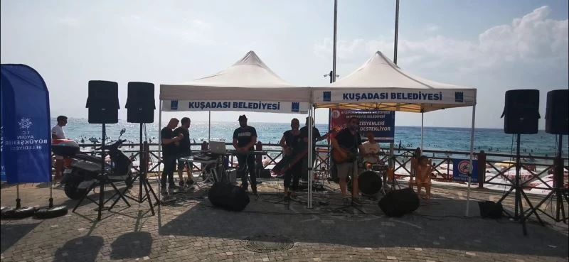 Büyükşehir ve Kuşadası Belediyesi’nin Müzisyenlere Destek Konserleri devam ediyor
