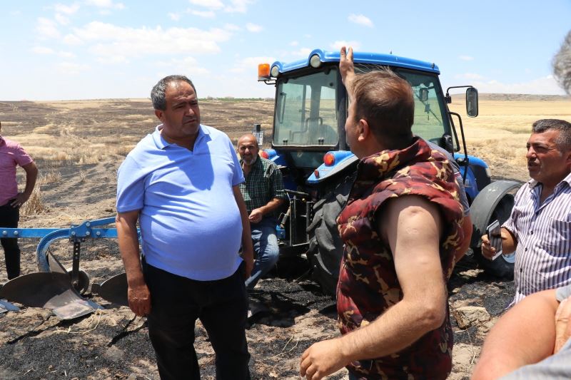 Aksaray’da hasada günler kala 250 dekarlık arpa tarlası kül oldu
