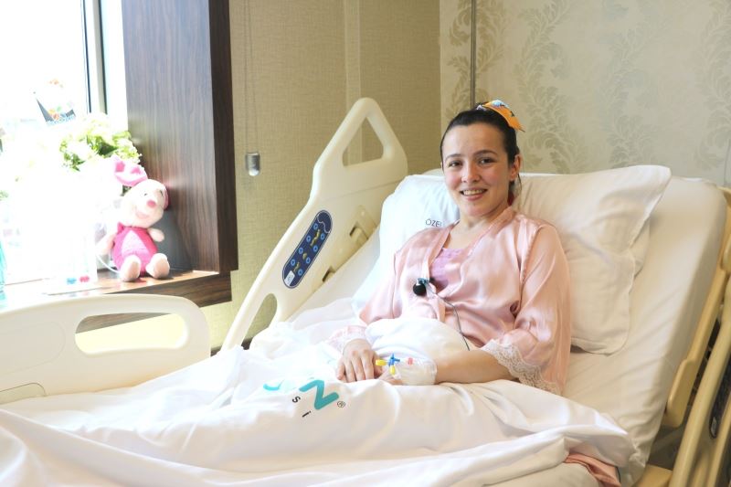 Çanakkale’den kalp tümörü şikayetiyle gelen genç kız, Tekden’de ameliyat oldu
