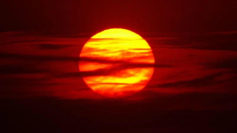 Güneş toz bulutlarıyla Jüpiter’i andırdı
