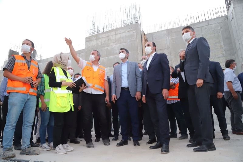 Bakan Kurum: “Toplamda 61 Millet Bahçesini tamamladık”
