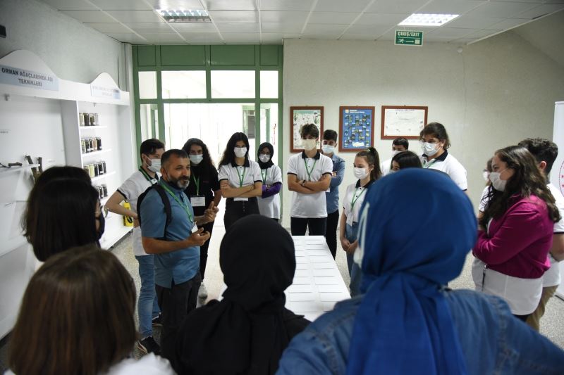 Efteni Gölü kuş gözlemi ve tabiatı anlama kampının ilki başarıyla sona erdi
