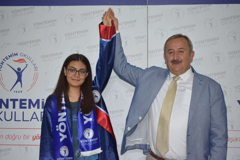 LGS birincisi Sare: “Başarımı çok çalışmaya borçluyum”
