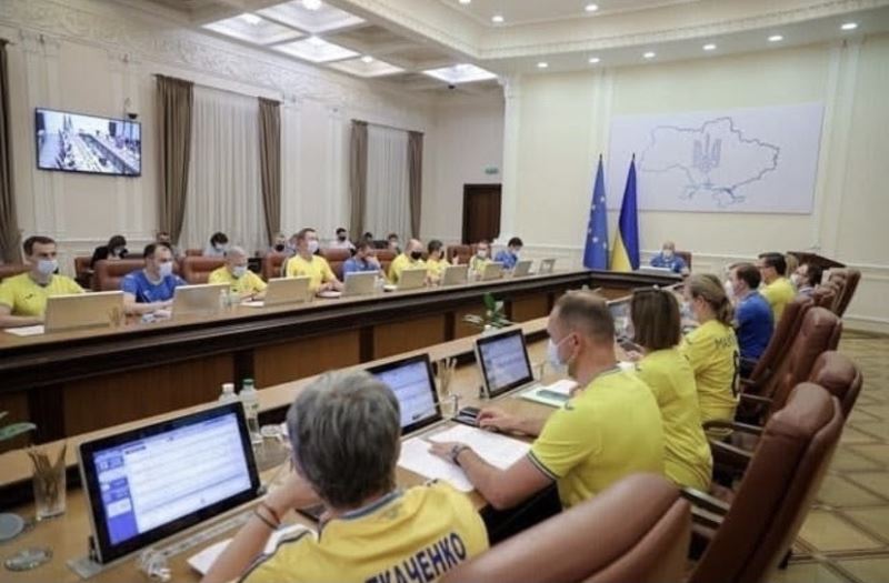 İlk kez çeyrek finale çıkan Ukrayna Milli Takımına, kabineden 