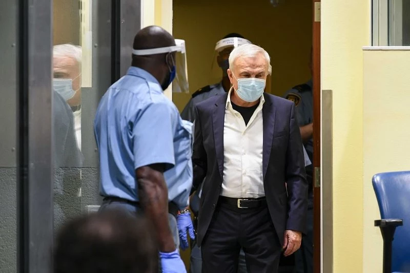 Uluslararası Ceza Mahkemesi’nde 2 Sırp yetkiliyi 12 yıl hapse mahkum etti
