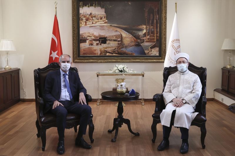 Diyanet İşleri Başkanı Erbaş, Fransa Büyükelçisi Magro’yu ağırladı
