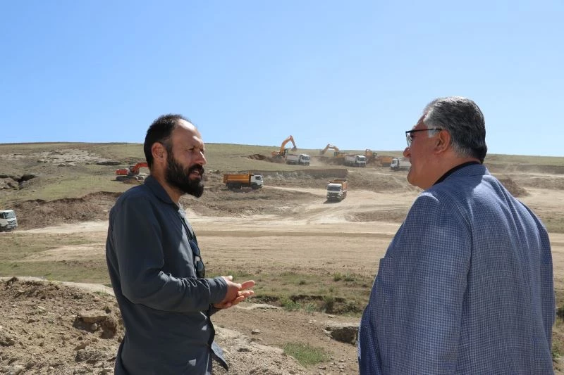 Van’da çevreyolu çalışmaları aralıksız devam ediyor
