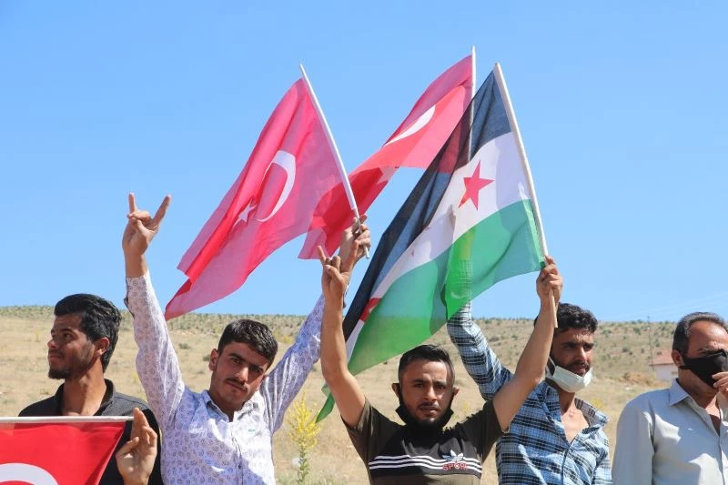 Suriyeli Abraz aşiretinden ’PKK’ya harekat yapılsın’ çağrısı
