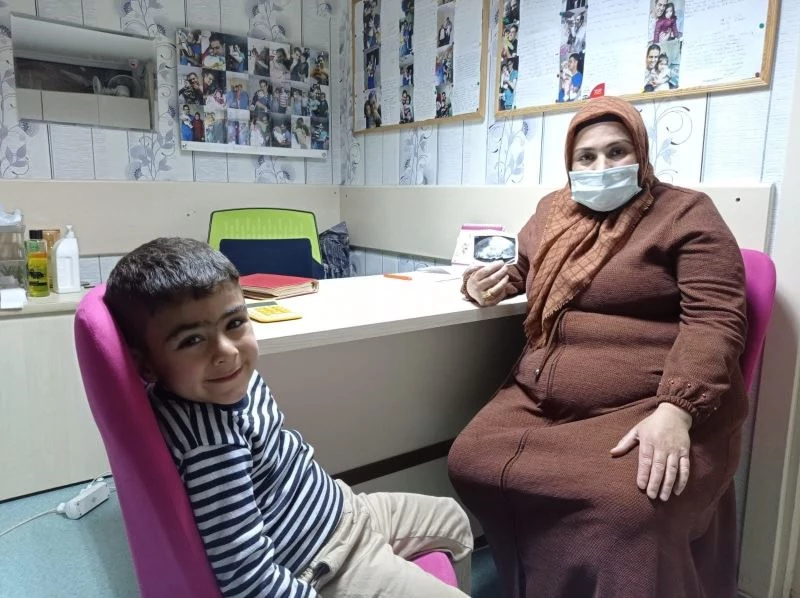 İki kez aynı klinikte çocuk hasreti sona erdi
