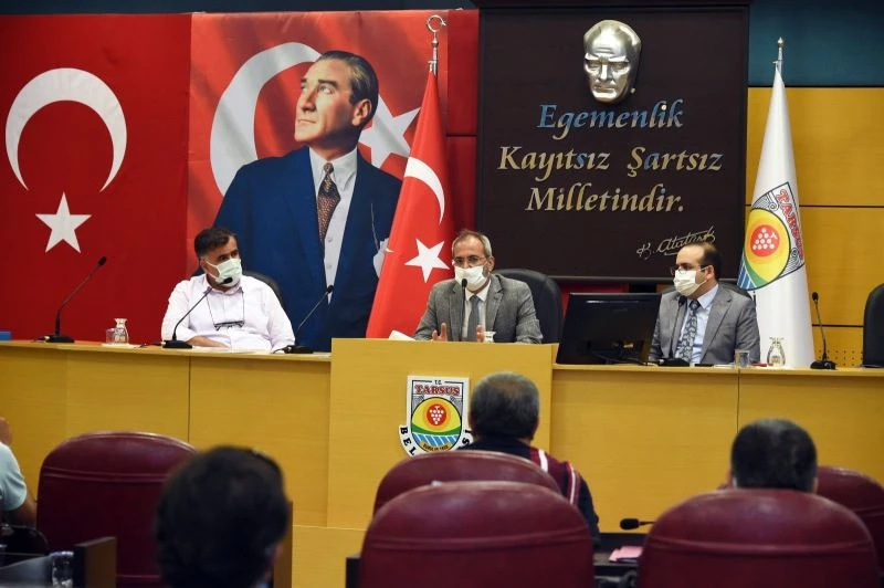 Muhtarlara ve imamlara ’sosyal uyum faaliyetleri’ anlatıldı
