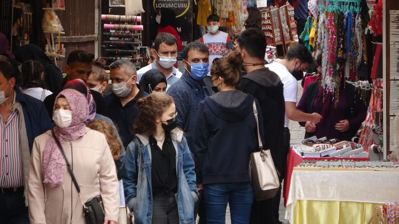 Osmanlı kenti ‘Safranbolu’ hareketlendi, esnafın yüzü gülmeye başladı
