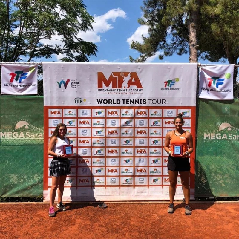 Milli tenisçi Doğa Türkmen, Antalya