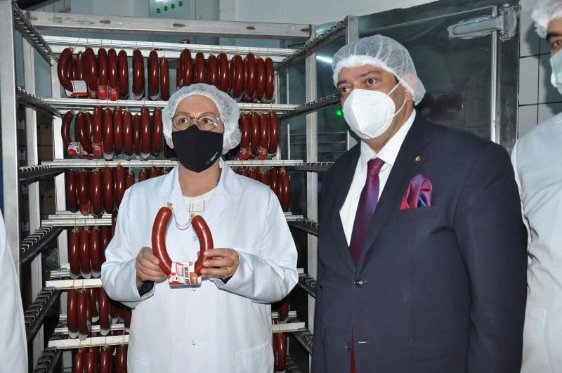 Bakan Yardımcısı Ayşe Ayşin Işıkgece et entegre tesislerini inceledi
