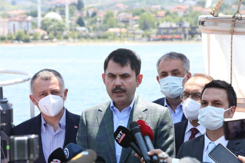 Çevre ve Şehircilik Bakanı Kurum: “Marmara’mızın kirlilikle yaşamasına müsaade etmeyeceğiz”
