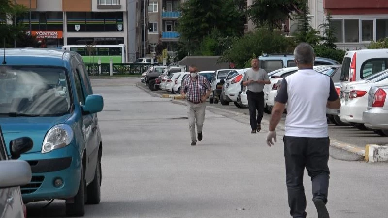 Kimliğini evde unutan öğrenci için seferber oldular
