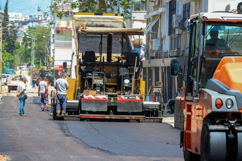 Muratpaşa’da 22 cadde ve sokak sıfır asfalta kaplanacak
