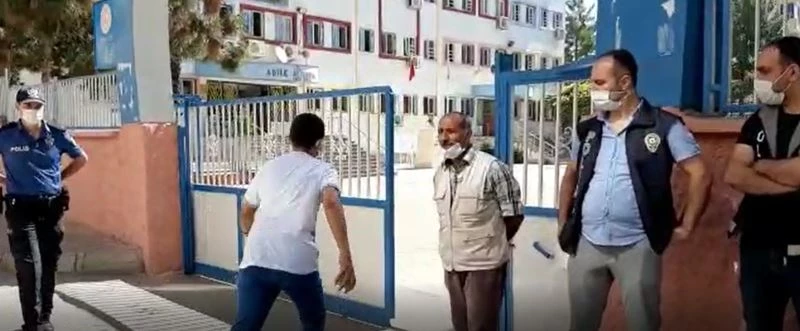 Kimliğini evde unutan öğrencinin imdadına polis yetişti
