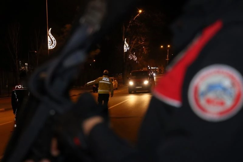 Sokağa çıkma kısıtlamasını ihlal edenlere 284 bin lira ceza
