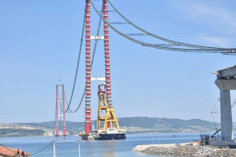 1915 Çanakkale Köprüsü Asya kulesine ilk tabliye bloğu getirildi
