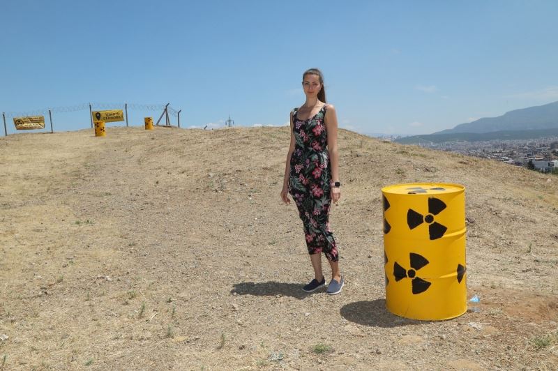 İzmir’deki nükleer atık eylemine Ukraynalı turistten destek

