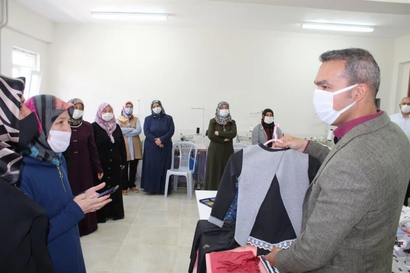 Kaymakam Çiçek: ’’Dikiş nakış kursları aile ekonomisine faydalı kurslar’’
