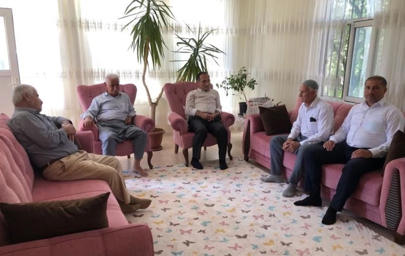 Başkan Dağtekin, kanaat önderi Sönmez’i ziyaret etti
