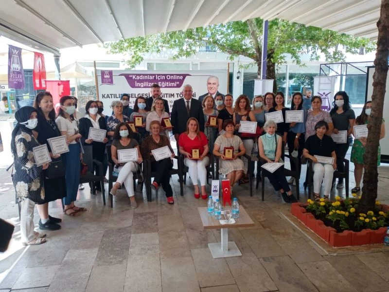 Başkan Atay’dan Efelerli kadınlara yurtdışı sözü
