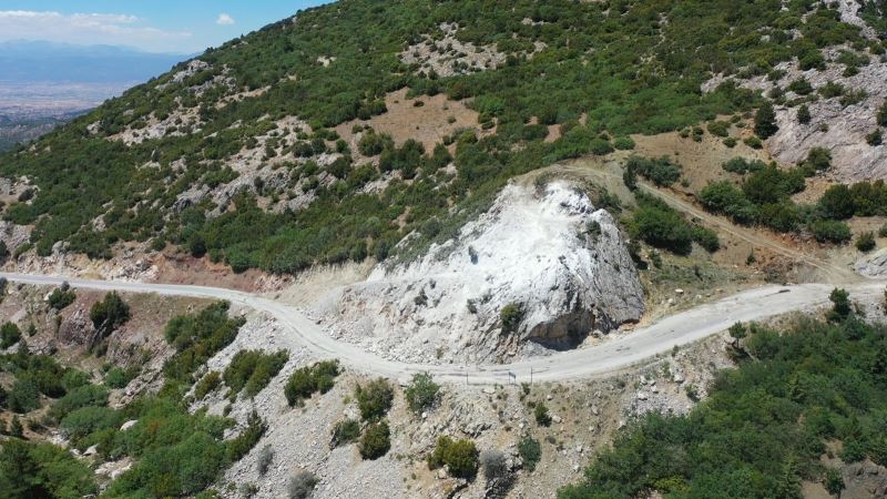 60 yıllık çile dinamitle son buldu
