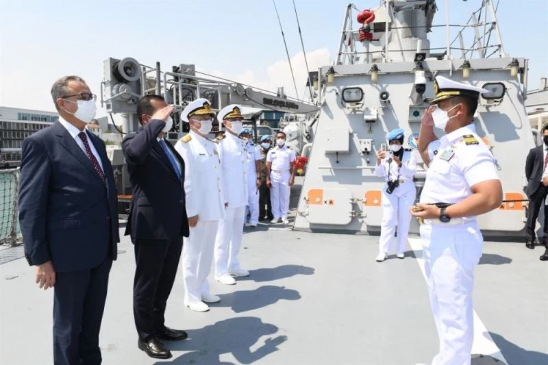 Mersin Valisi Su, KRI Sultan İskender Muda 367 Gemisi