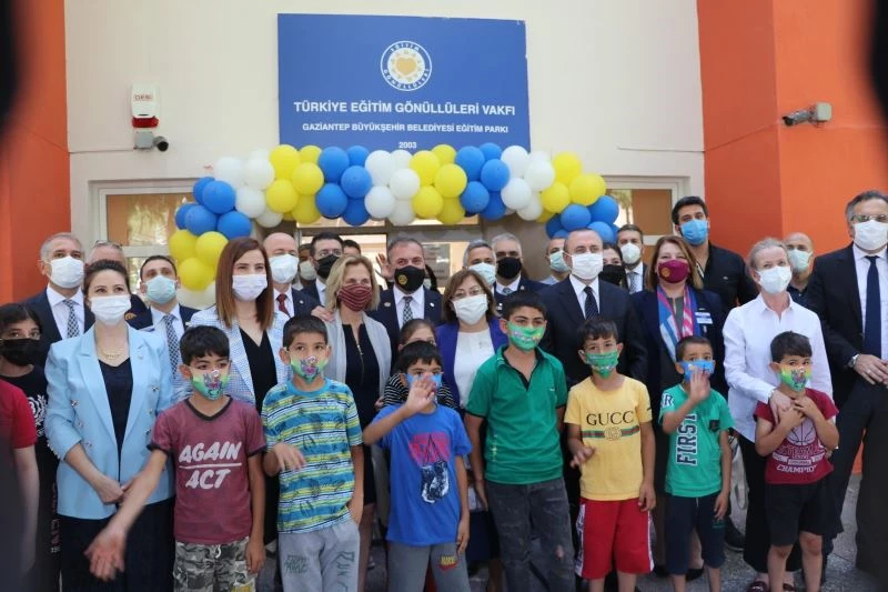 TEGV Tasarım ve Beceri Atölyesi ile Düşler Atölyesi açıldı
