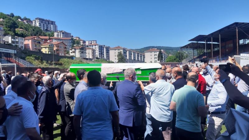 MHP Eski İlçe Başkanı Özkanca son yolculuğuna uğurlandı
