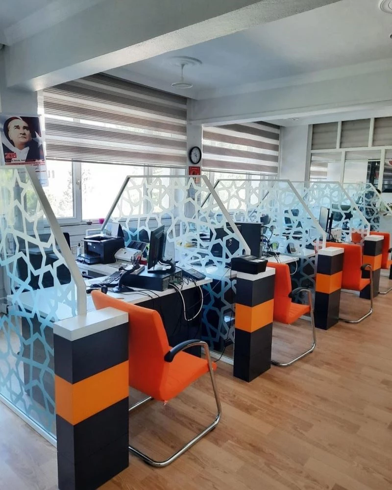 Babaeski ve Pınarhisar ilçelerinde nüfus müdürlükleri Turuncu Konsept ile hizmete girdi
