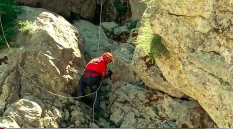 10 gündür kayıp olan keçiler için kurtarma operasyonu
