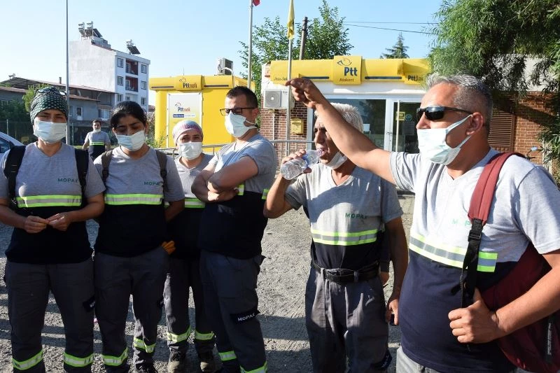 Kapatılan Mopak işçileri eylem yaptı
