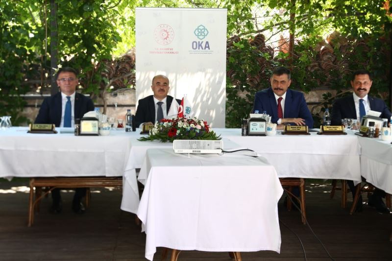 Dağlı: “OKA e-ihracat, dış ticaret, üretimde kaynak verimliliği hususlarında faaliyet ve desteklere yoğunlaşacak”
