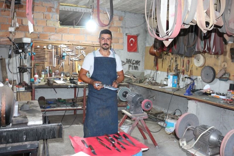Bayram öncesinde bıçak ustalarından yoğun mesai
