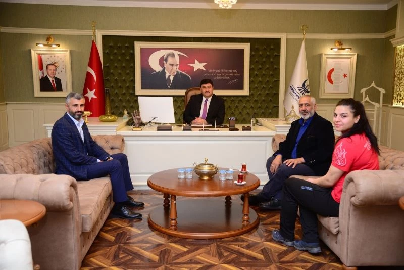 “Dişi Herkül” Türkiye Şampiyonu oldu
