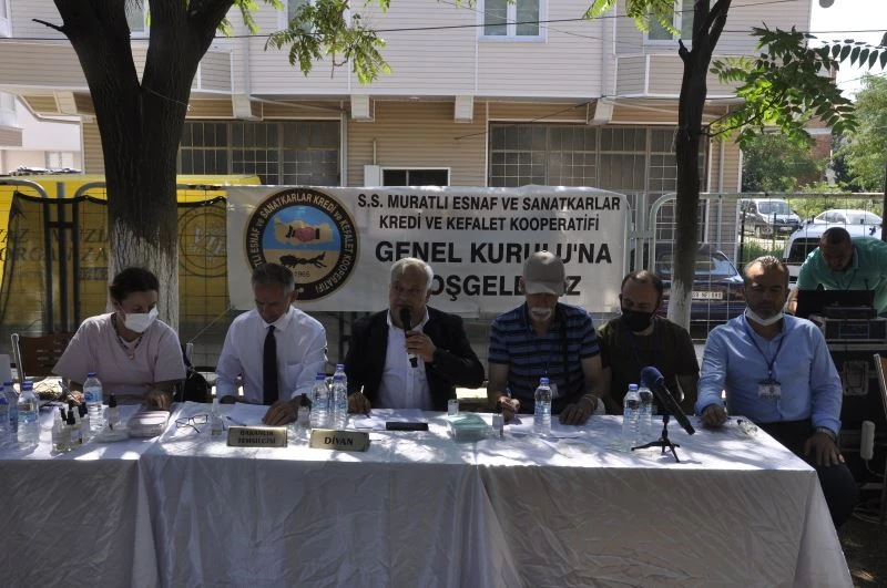 Muratlı esnafı “Özyürek ile devam” dedi
