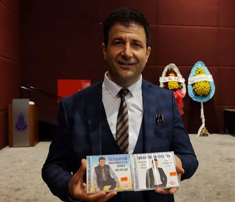İbrahim Harikases albüm tanıtımını gerçekleştirdi
