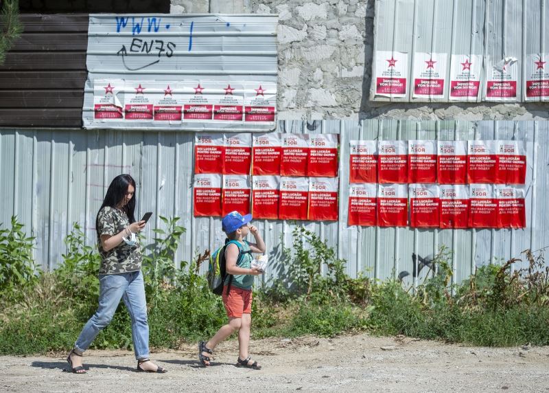 Moldova’da halk erken seçimler için sandık başında
