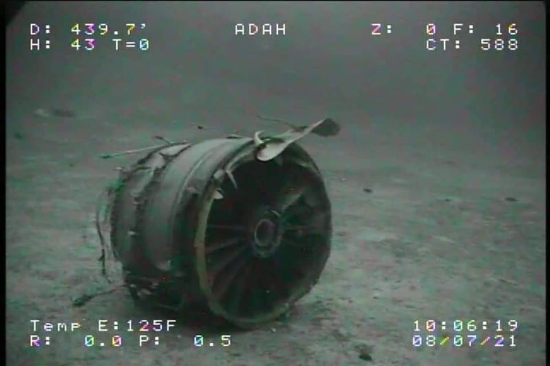 Hawaii açıklarında düşen Boeing 737 tipi kargo uçağının su altındaki ilk fotoğrafları yayınlandı
