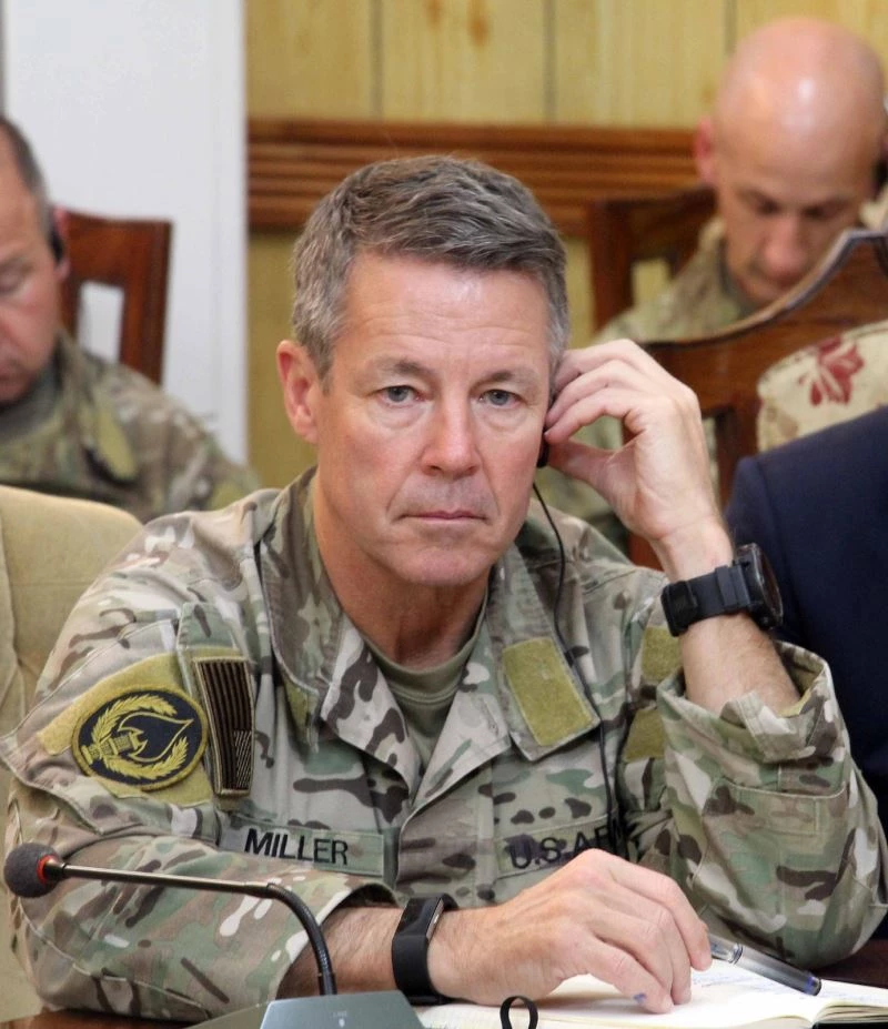 ABD’li General Miller, Afganistan’daki komutanlık görevini bıraktı
