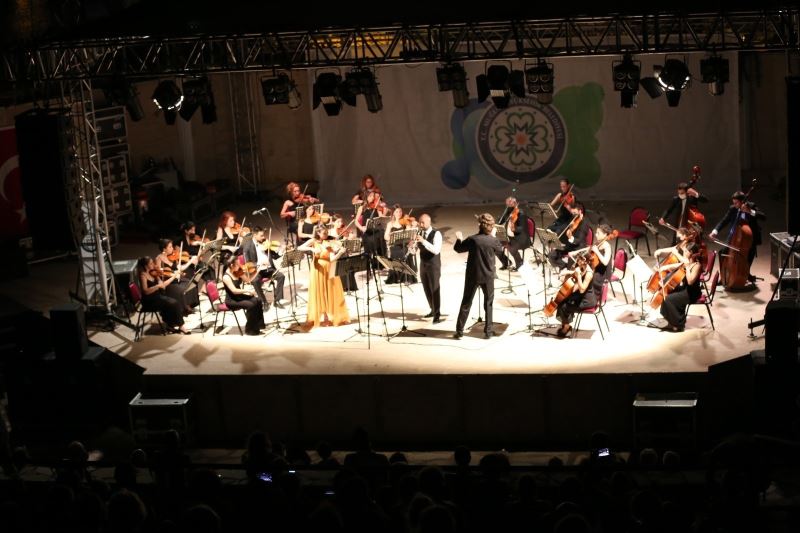 Muğla Büyükşehir Belediyesi’nden ’Yaza Merhaba’ konseri
