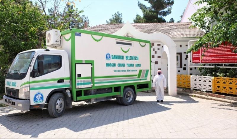 Sandıklı Belediyesi’nde kadın gassal görevine devam ediyor
