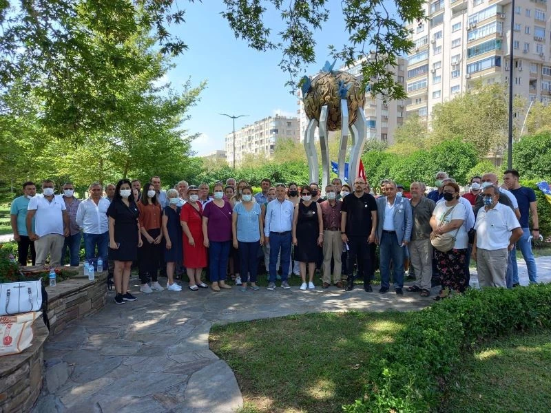 Srebrenitsa kurbanları Adana’da anıldı
