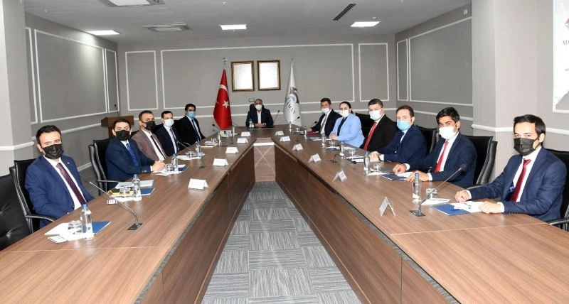 Kaymakamlar Vali Mahmut Çuhadar başkanlığında toplandı
