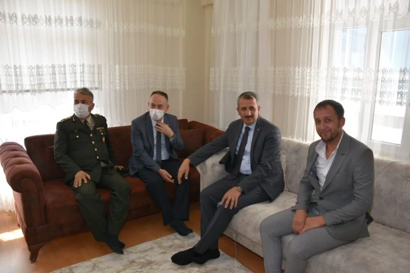 Bacağında şarapnel parçası ile yaşayan 15 Temmuz gazisi Semerci, o geceyi anlattı: 