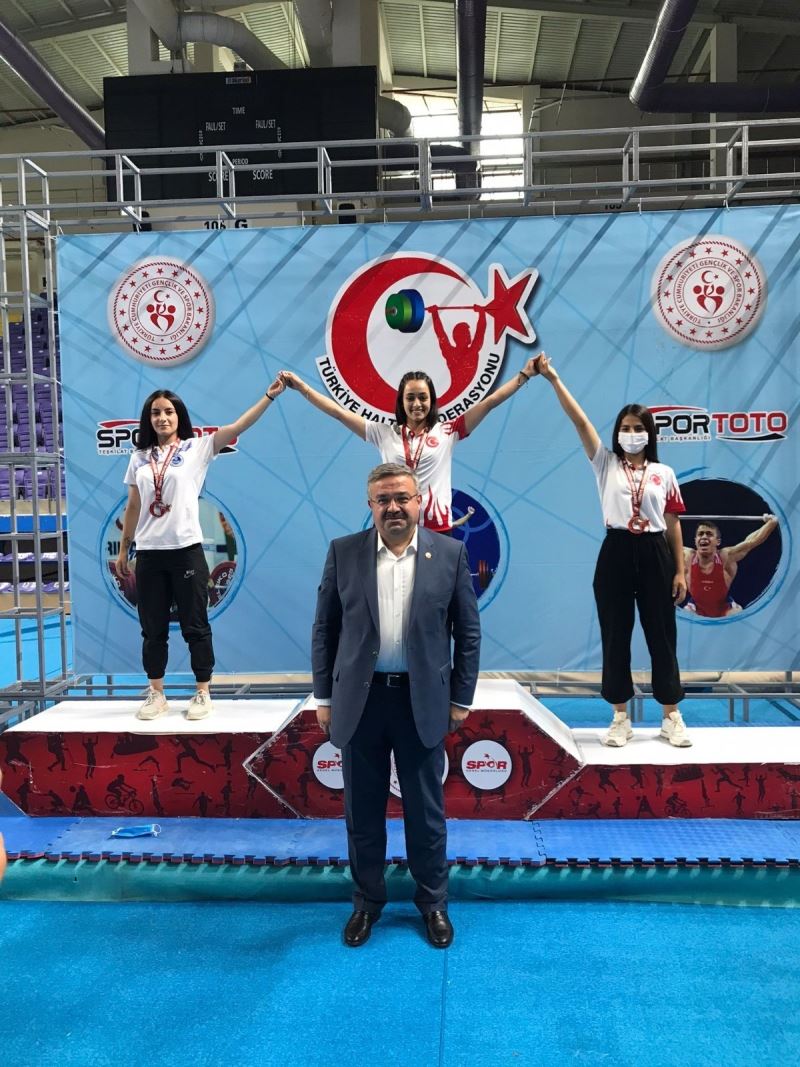 Halterciler Türkiye şampiyonu
