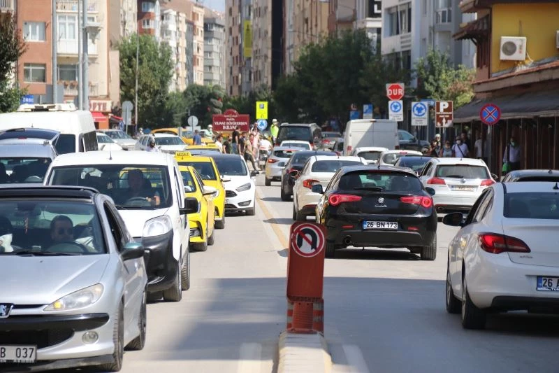 Eskişehir’in trafik sorunu çözülemiyor
